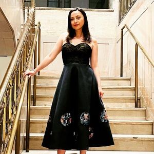 Sachin + Babi Gorgeous strapless lace top party dress🌹